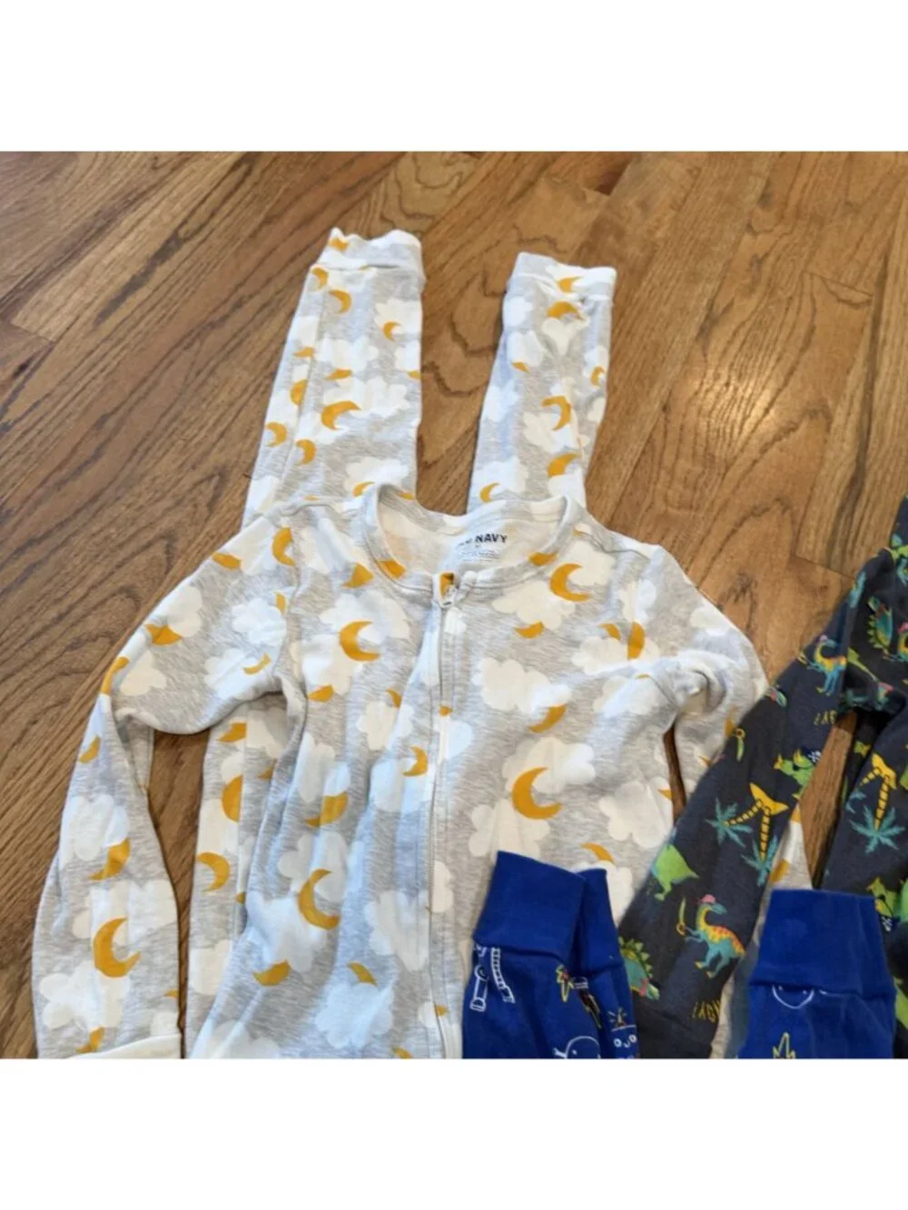 Old Navy Boys One Piece Pajamas 6T 3 Pair of Pajamas long Sleeves